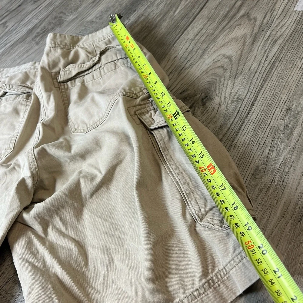 St. John's Bay Cargo Shorts Mens 32 Khaki Tan Cotton Utility Relaxed Hiking